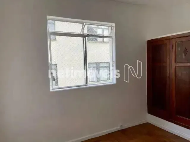 Imagem 2: Apartamento de 2 Quartos no Carmo