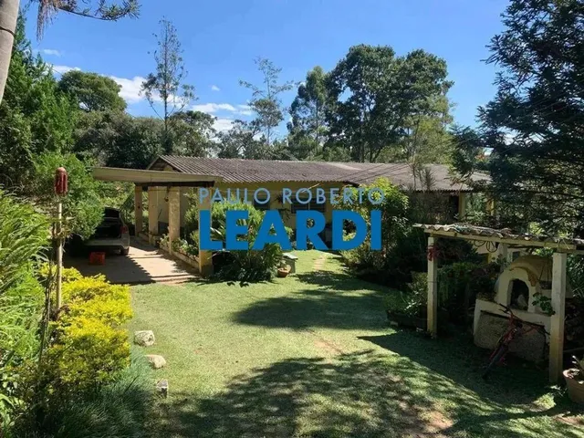 Imagem: Sítio - Cachoeira - Sp