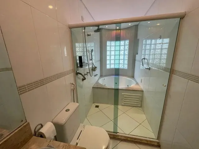 Imagem 9: Sobrado Triplex Mobiliado com 3 Suítes e Área Gourmet Maior do Condomínio