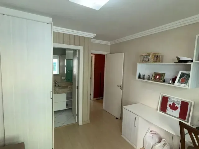 Imagem 15: Sobrado Triplex Mobiliado com 3 Suítes e Área Gourmet Maior do Condomínio