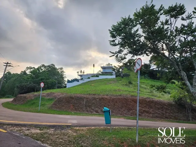 Imagem: Terreno de Esquina com Vista e Projeto Aprovado