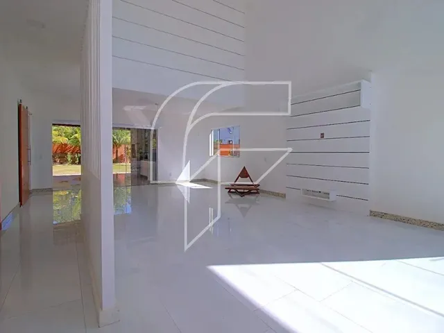 Imagem 3: Imóvel para Venda com 320 Metros Quadrados com 4 Quartos em Interlagos - Vila Velha - Es