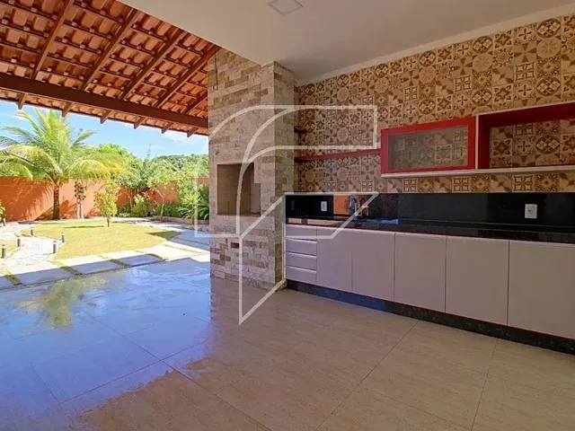 Imagem 10: Imóvel para Venda com 320 Metros Quadrados com 4 Quartos em Interlagos - Vila Velha - Es