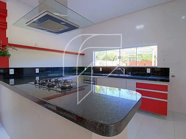 Imagem 11: Imóvel para Venda com 320 Metros Quadrados com 4 Quartos em Interlagos - Vila Velha - Es