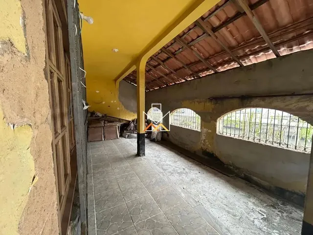 Imagem: Oportunidade! Casa com 3 Quartos em Itapuã