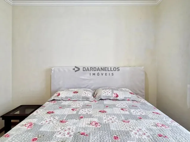 Imagem 6: Apartamento com 3 Quartos, 3 Vagas e Sacada com Churrasqueira no Centro