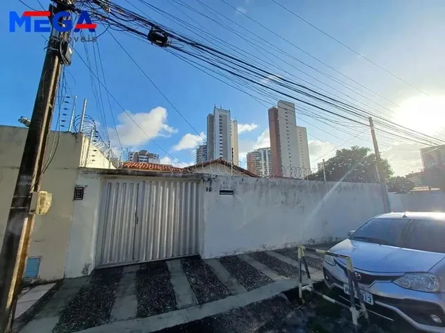 Imagem 1: Casa com 4 Quartos no Bairro Papicu - Fortaleza/Ce
