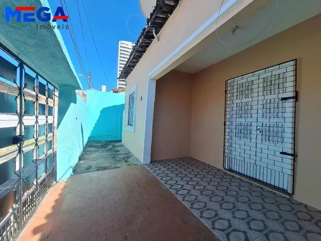 Imagem 6: Casa com 3 Quartos no Bairro Parque Araxá - Fortaleza, Ce
