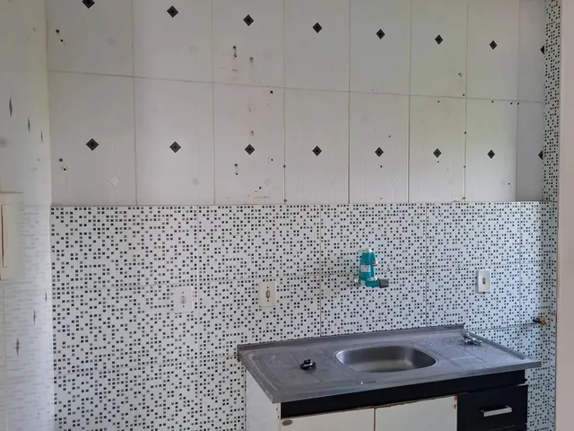Imagem 5: Alugo Ou Vendo Apt. Reformado com 2Qts no Petrópolis