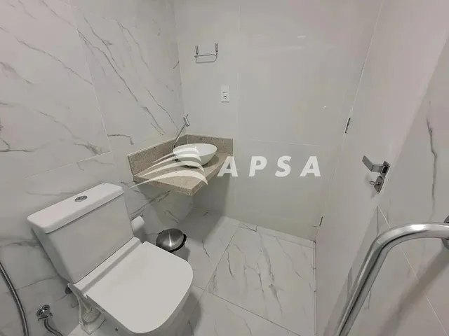 Imagem 2: Excelente Apartamento Localizado no Poço. Possui 2 Quartos; Sala de Estar/Jantar