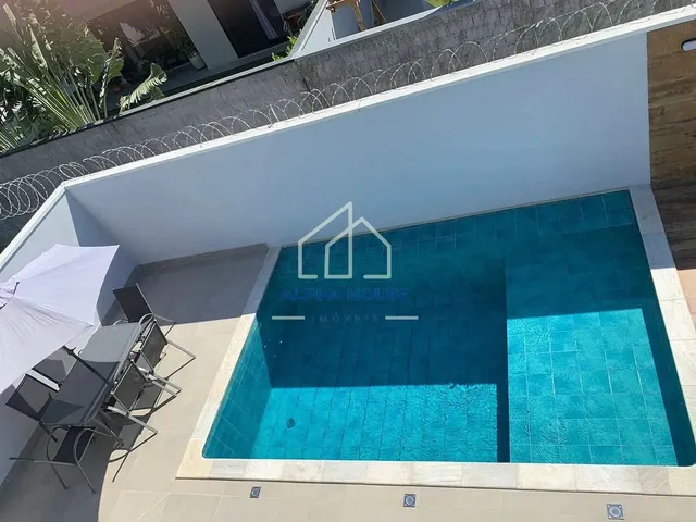 Imagem: A casa em condomínio possui 3 Dormitórios, 3 Banheiros, 4