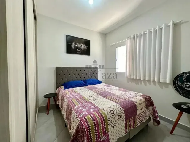 Imagem 3: Oportunidade - Casa - Jardim das Oliveiras - Jacareí - 3 Dormitórios - 70M²