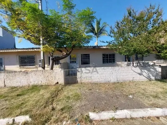 Imagem: Casa com 02 Dormitórios.