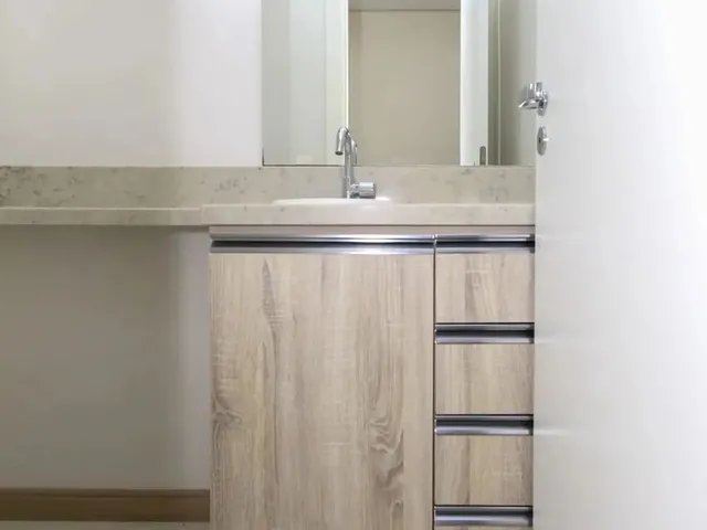 Imagem 8: Casa com 3 Quartos para Alugar no Bairro Centro com 159M²