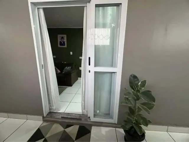 Imagem 2: L Casa com 3 dormitórios