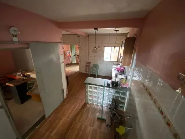 Imagem 3: Vendo Casa Triplex com Ponto Comercial Anjo da Guarda 4 Quartos