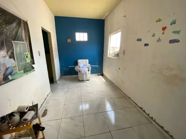 Imagem 2: Vendo Casa Triplex com Ponto Comercial Anjo da Guarda 4 Quartos