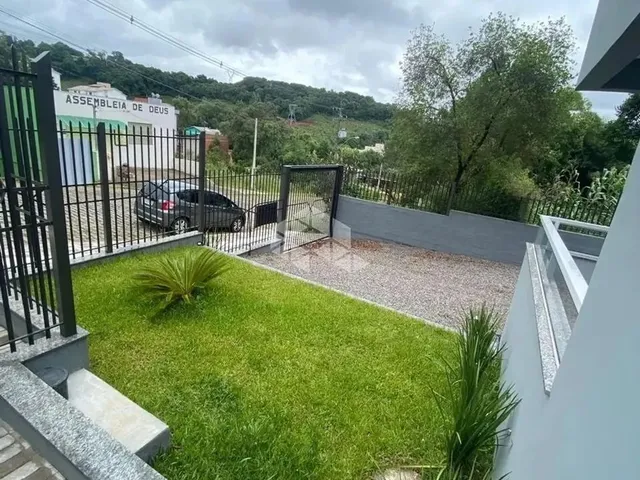 Imagem 4: Apartamento À Venda com 2 Dormitórios, Sacada com Churrasqueira, 2 Vagas, São Luiz