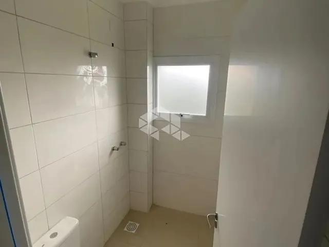 Imagem 5: Apartamento À Venda com 2 Dormitórios, Sacada com Churrasqueira, 2 Vagas, São Luiz