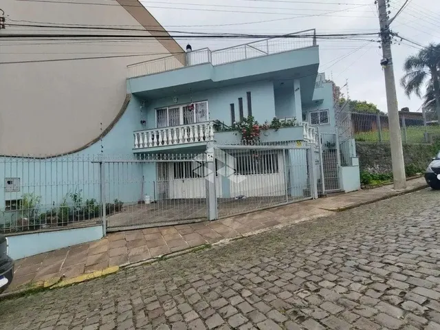 Imagem: Casa 4 Dormitórios, Sendo 2 Suítes, 2