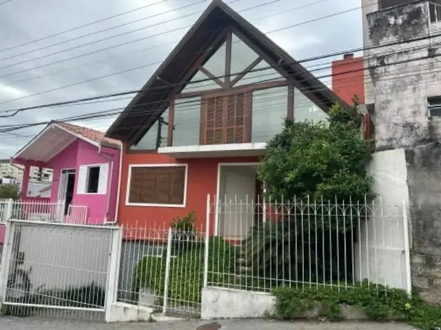 Imagem: Casa com 3 Quartos, Terraço Privativo com
