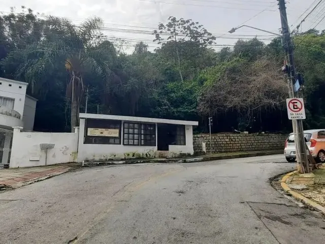 Imagem 10: Locação Apartamento com 3 dormitórios