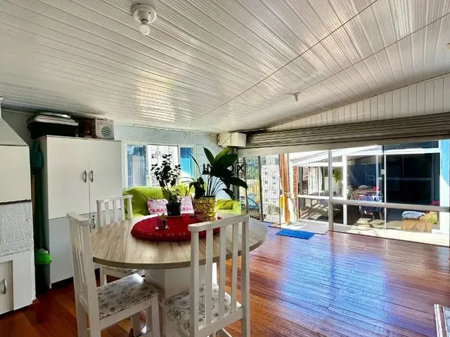Imagem 2: Inbox Imobiliária Vende Casa de 2 Dormitórios no Bairro Bertolini em Bento Gonçalves
