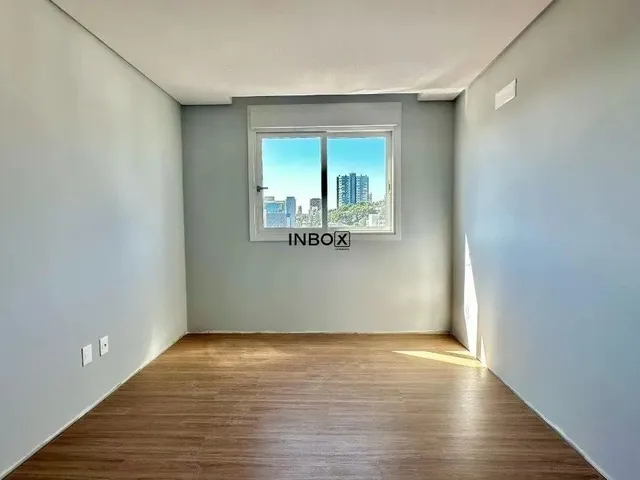 Imagem 13: Inbox Cia Imobiliária Vende- Apartamento de Três Quartos com Suíte no Centro