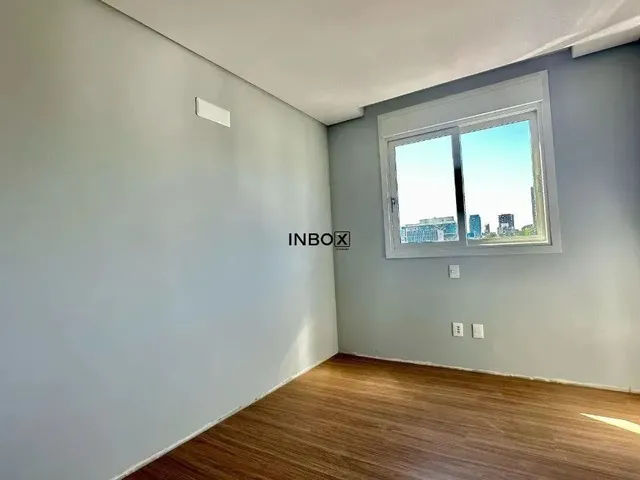 Imagem 16: Inbox Cia Imobiliária Vende- Apartamento de Três Quartos com Suíte no Centro
