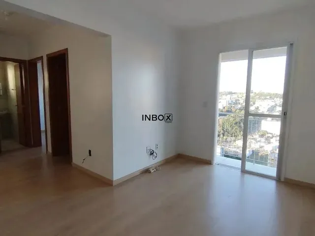 Imagem: Apartamento de 2 Quartos no Bairro Humaitá