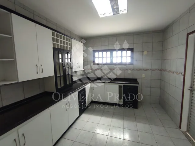 Imagem 2: Júnior Creci 4745 - 84 99922.4172- Bosque das Flores - Casa c/ 4 Suítes - R$ 5.500,00