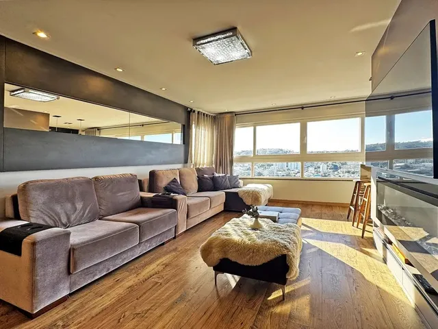 Imagem 4: Apartamento de 3 Dormitórios Mobiliado no Bairro Humaitá