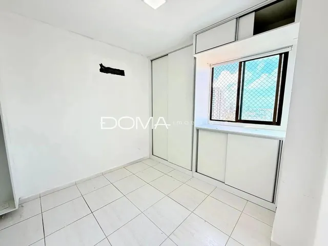 Imagem 2: Apartamento 67 M² no Edifício Portofino em Candeias, 3 Quartos, 1 Suíte e Estrutura De