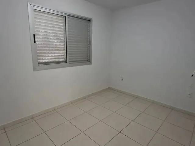 Imagem 10: Alugo Apartamento com 2 Quartos Sendo 1 Suíte em Setor Negrão de Lima - Goiânia - Go