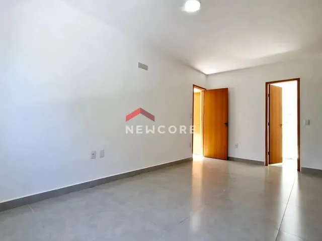 Imagem 2: Casa em Rua Porto Velho - Novo Horizonte - Macaé/Rj