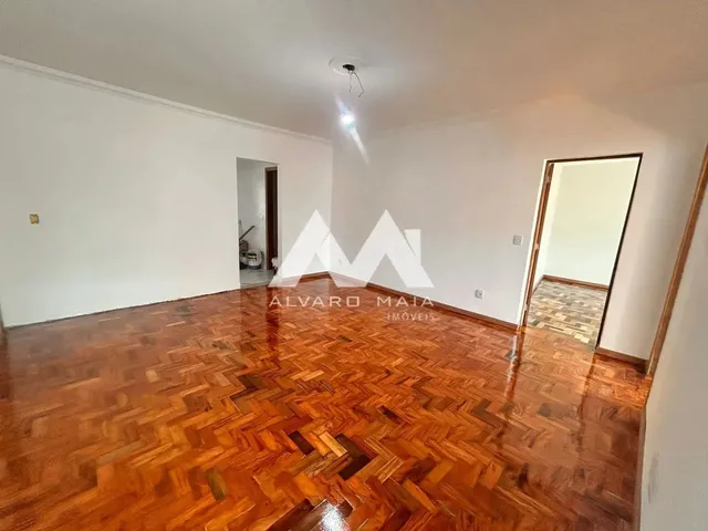 Imagem: Casa de 4 Quartos para Locação no santa