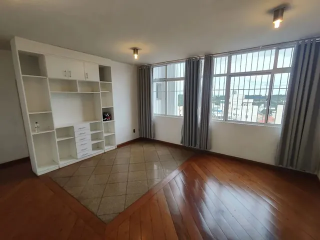 Imagem: Imóvel para Aluguel com 3 Quartos em santa
