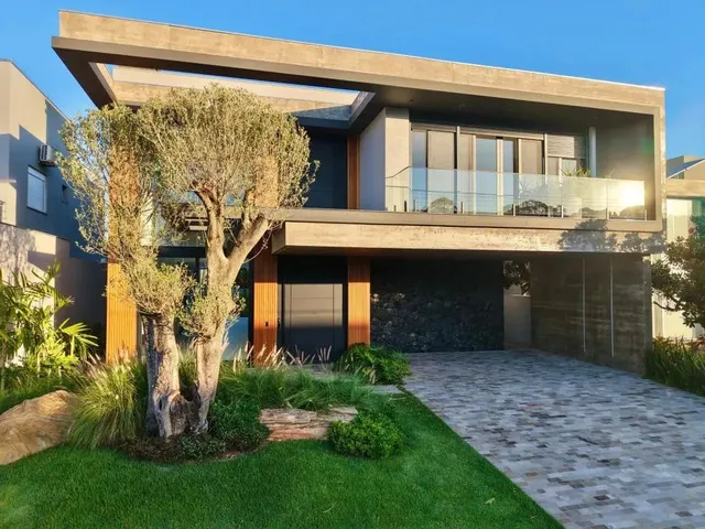 Imagem: Casa Nunca Habitada com 05 Suítes À Venda