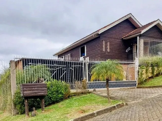 Imagem: Casa Linda no Centro de Três Coroas - Oportunidade
