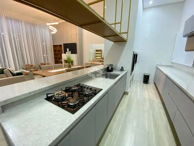 Imagem 12: Casa Térrea em Condomínio com 4 Suítes Mobiliada e Decorada no Terrasul em Capão Da