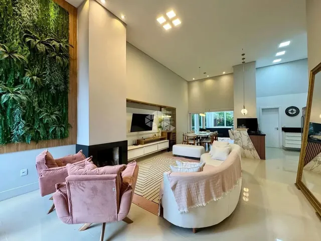 Imagem 7: Casa com 4 Suítes, Térrea Mobiliada e Decorado com Piscina, no Condomínio Fechado