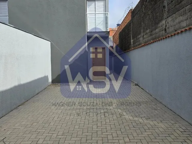 Imagem: A casa possui 2 Dormitórios, 2 Suítes, 3 Banheiros, 4