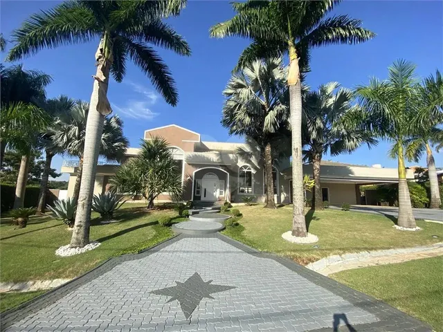 Imagem: Casa À Venda com 6 Quartos, Sendo 6 Suítes