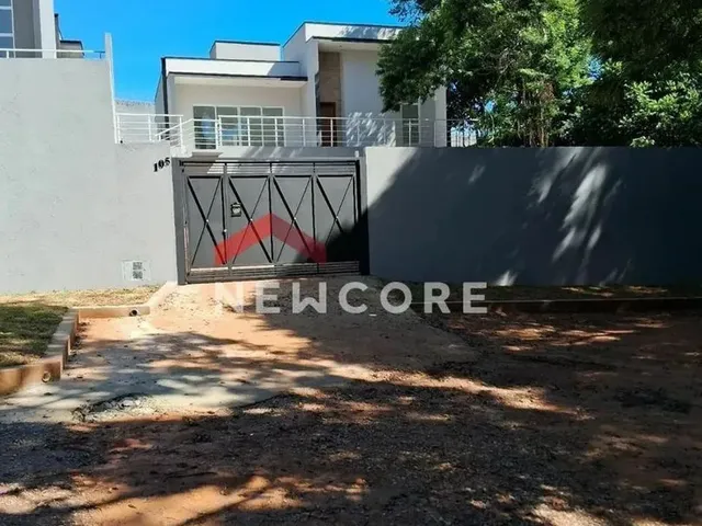 Imagem: Casa de Condomínio em Rua Tié Fogo - Parque