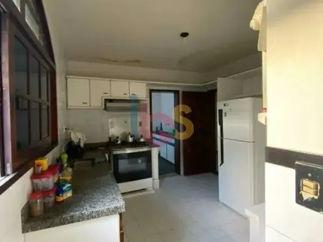 Imagem 2: Alugo Casa Ampla com Dois Pavimentos