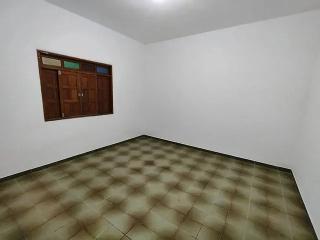Imagem 15: Térrea para Aluguel e Venda Tem 420 Metros Quadrados com 3 Quartos em Centauro
