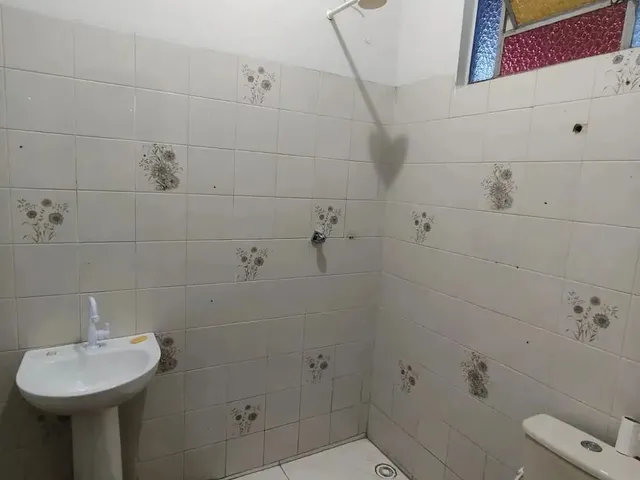 Imagem 6: Térrea para Aluguel e Venda Tem 420 Metros Quadrados com 3 Quartos em Centauro