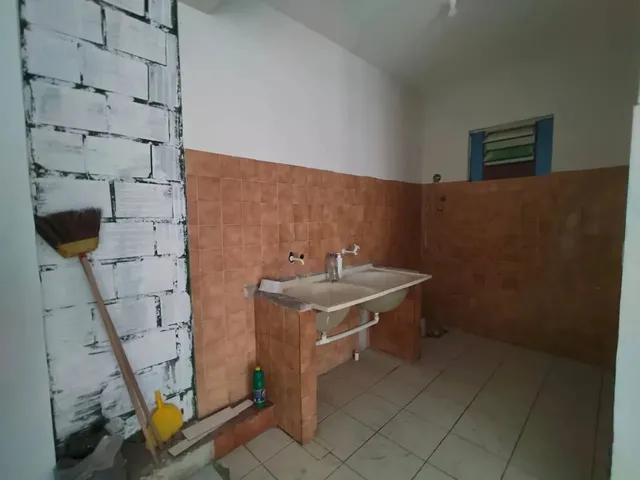 Imagem 7: Térrea para Aluguel e Venda Tem 420 Metros Quadrados com 3 Quartos em Centauro