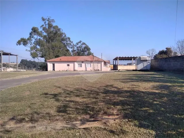 Imagem: Sítio À Venda com 1 Quarto, Sendo 1 Suíte