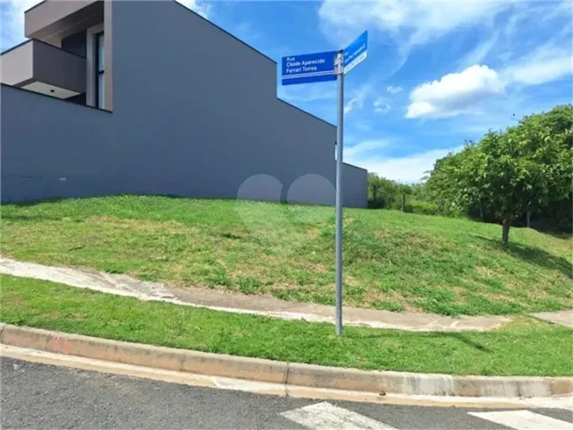 Imagem: Terreno com 1 Quartos À Venda em Pinheirinho